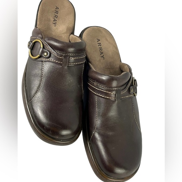Array ladies brown leather mule slides shoes size 7.5 NEW - Picture 1 of 7